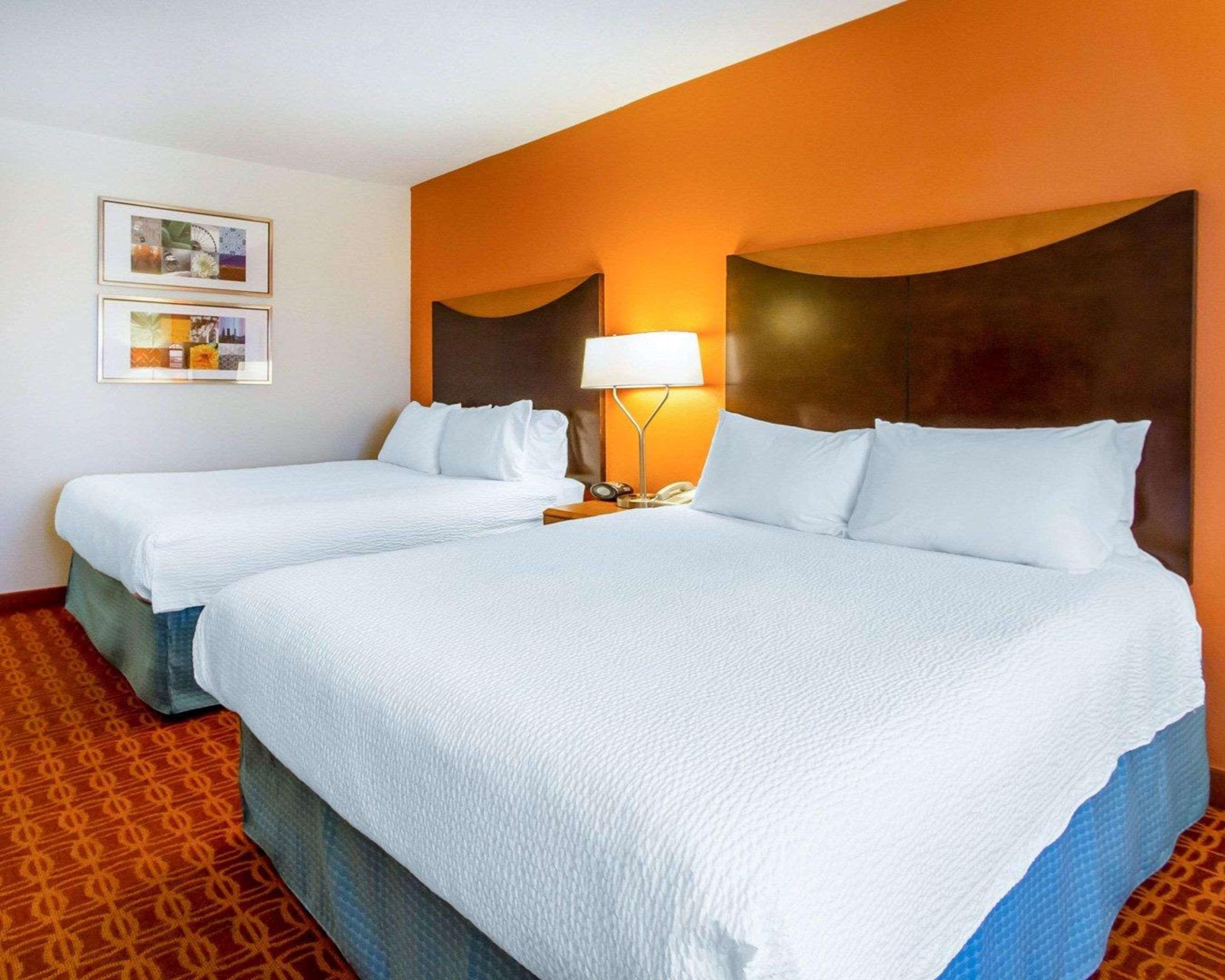 Quality Inn & Suites Keokuk North Kültér fotó