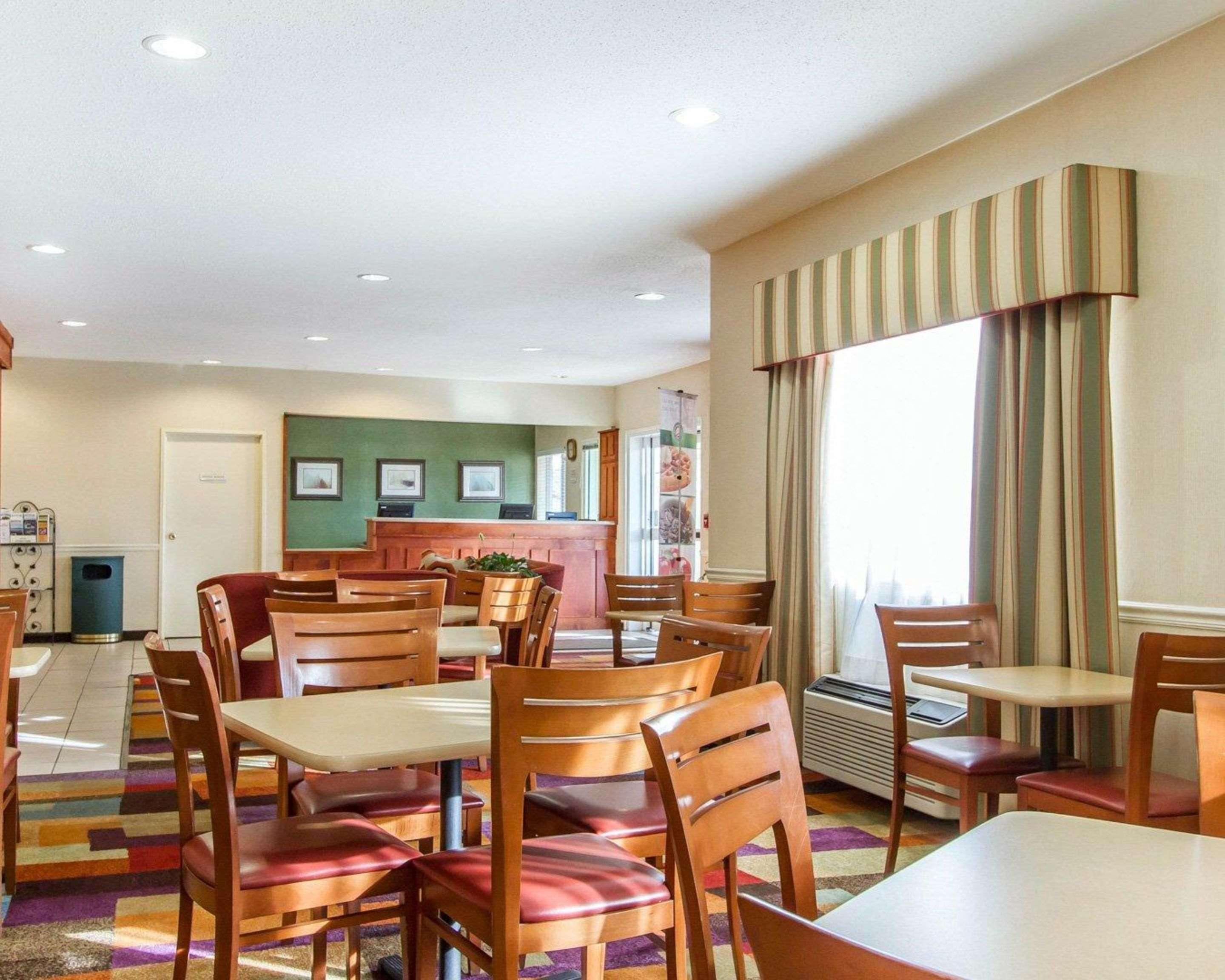 Quality Inn & Suites Keokuk North Kültér fotó