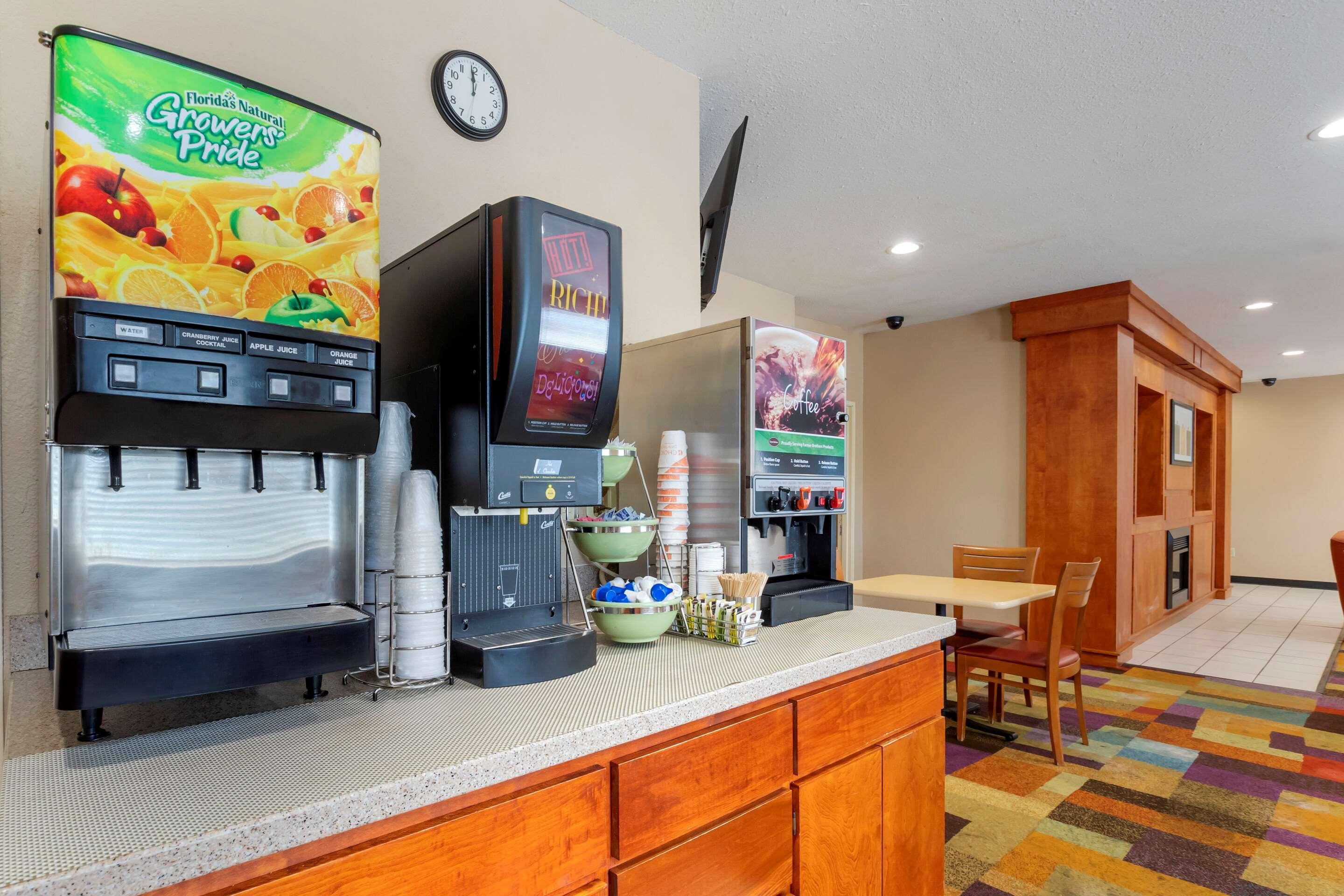 Quality Inn & Suites Keokuk North Kültér fotó