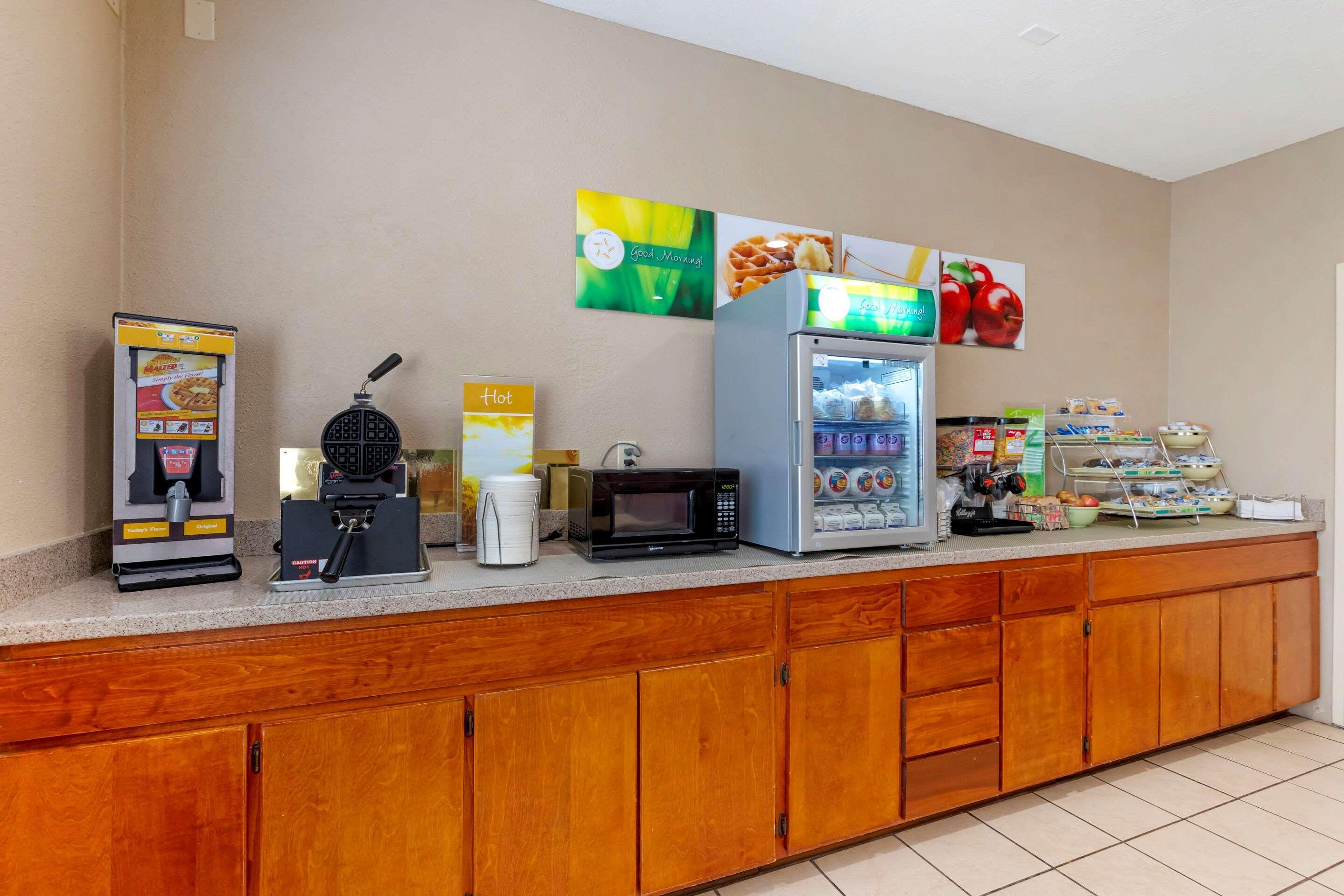 Quality Inn & Suites Keokuk North Kültér fotó
