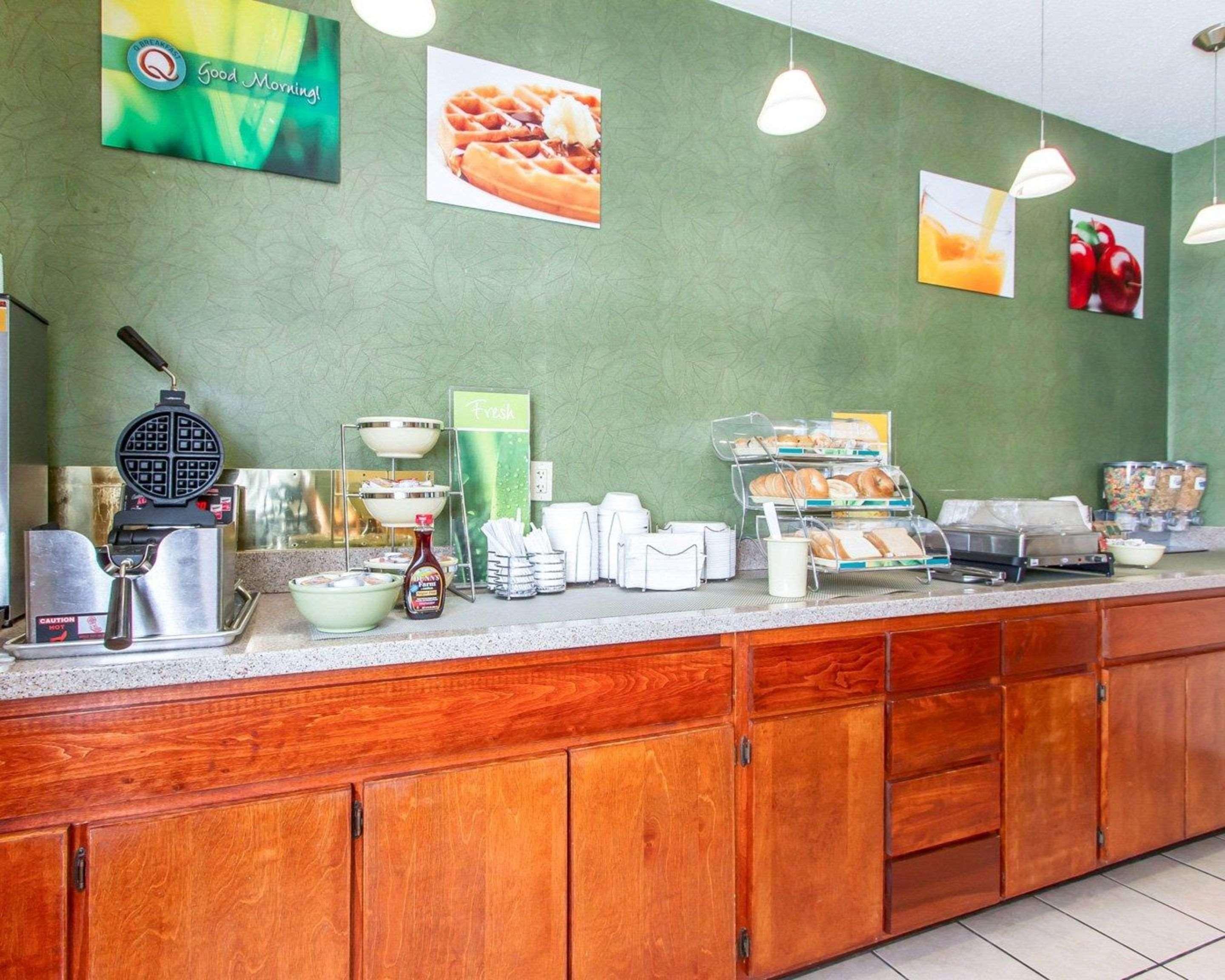 Quality Inn & Suites Keokuk North Kültér fotó
